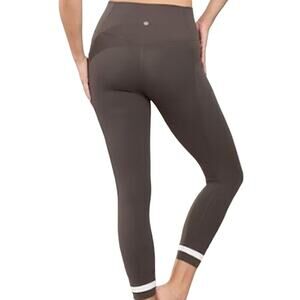 Athleta Salutation Stash 7/8 Tight UPF 50+ Pocket Colorblock Shale/White XS